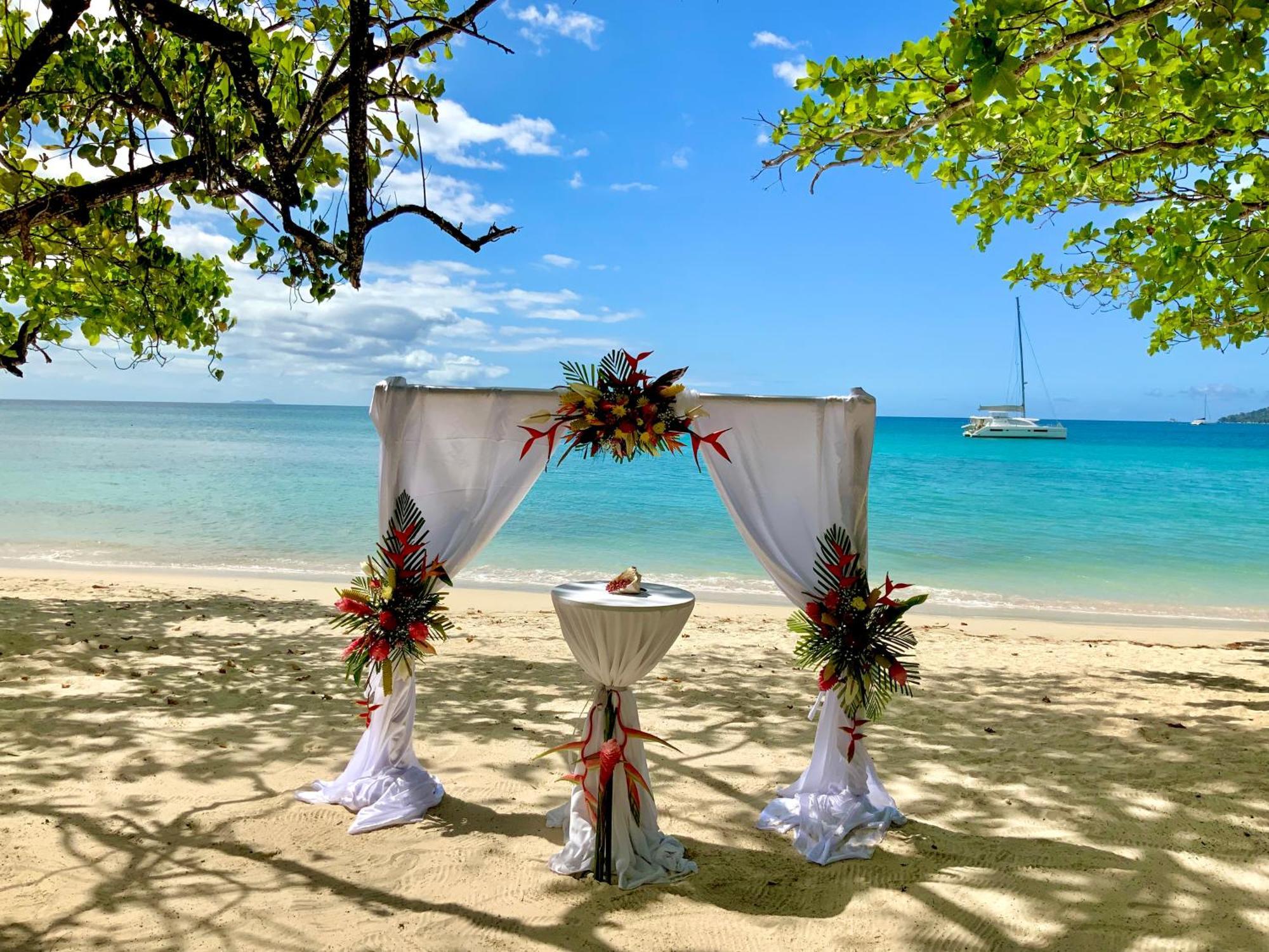 Story Seychelles Hotel Beau Vallon  Exterior photo